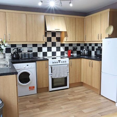 Family And Contractors Hs2 Nec Airport 3Beds Homebase Birmingham Exterior photo